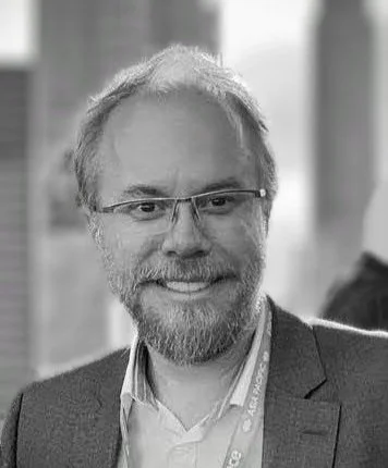 Portrait of Dr Jon Teasdale